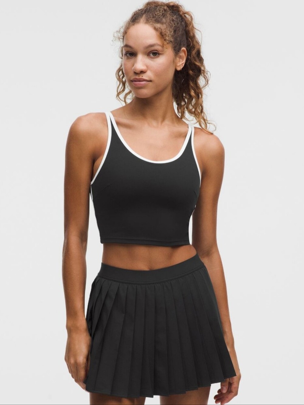 Lululemon Scoop-Neck Cutout Tennis Tank Top Medium Support, B/C Cup M